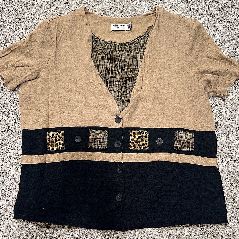 Alfred Dunner Unique Tan and Black Shirt